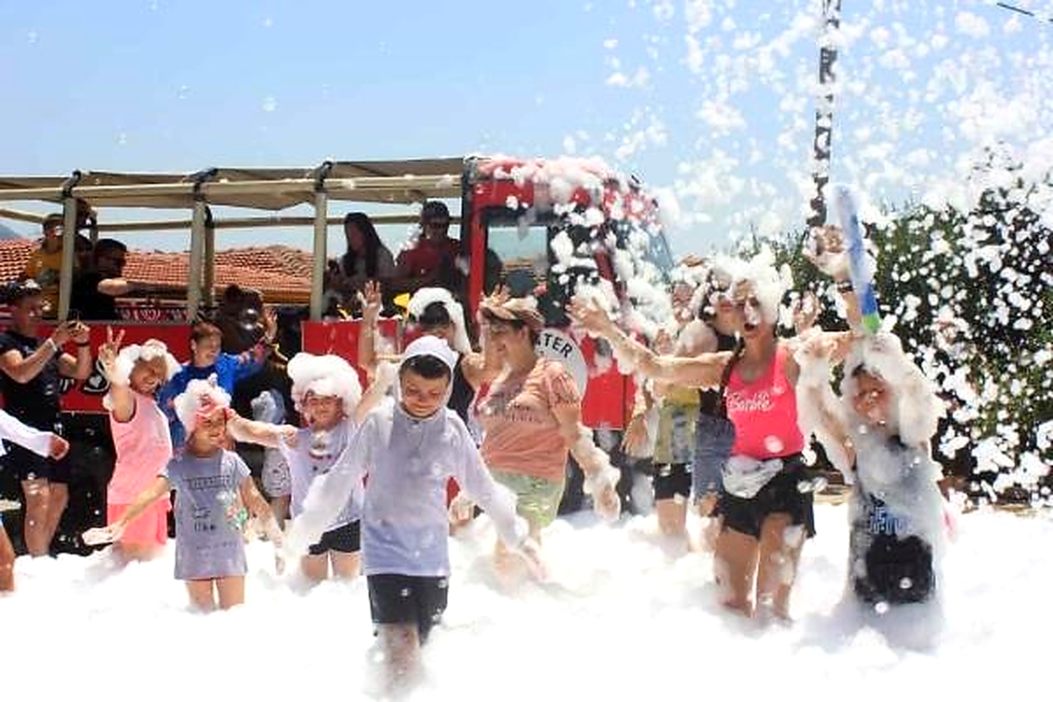 	Foam Party